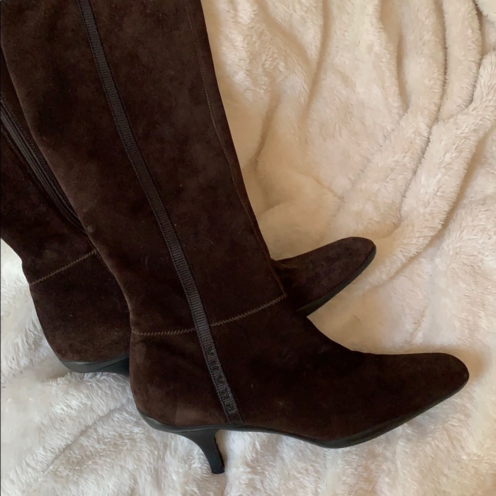 Authentic Prada Brown 😍😍 Suede Boots Kitten Heel -SLIM CALF 😍